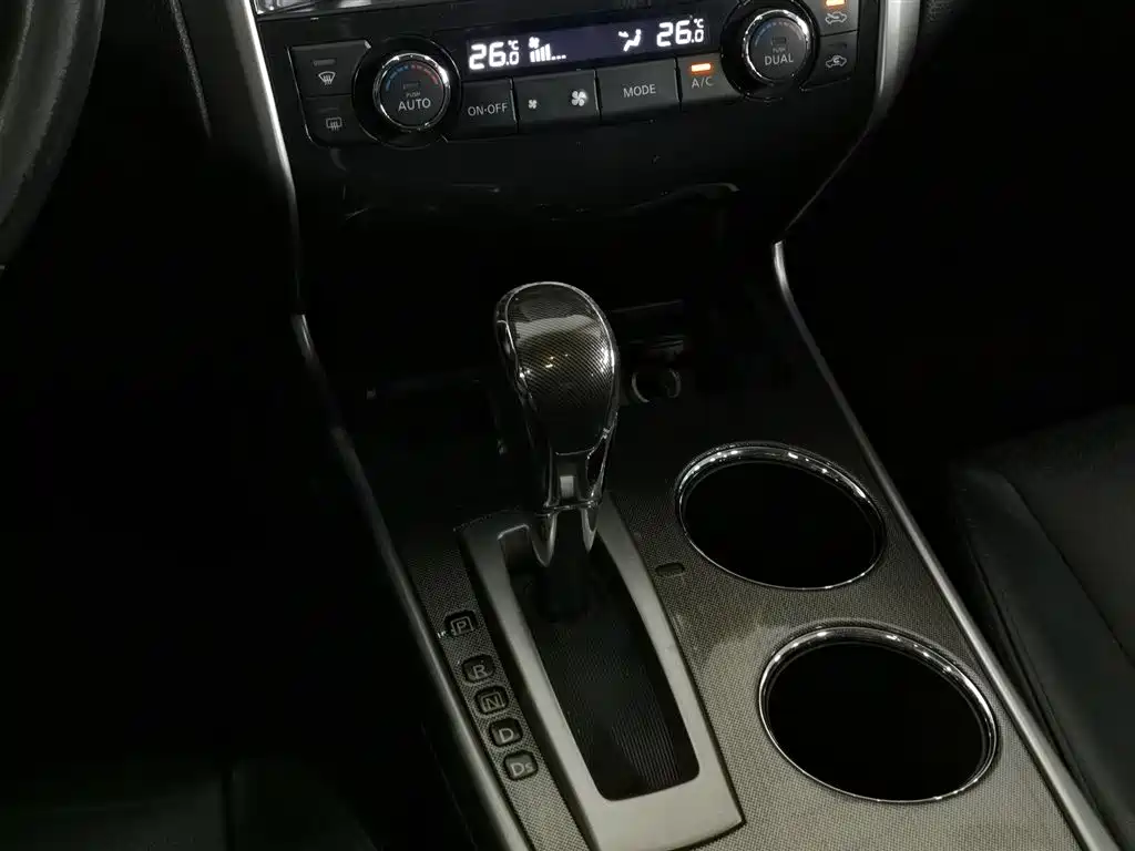 Nissan Teana 2016 — фото 13