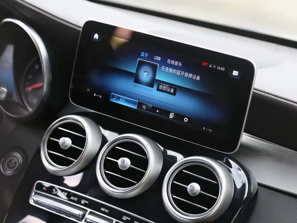 Mercedes-Benz GLC 2020 — фото 11