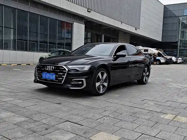 Audi A6L 2022
