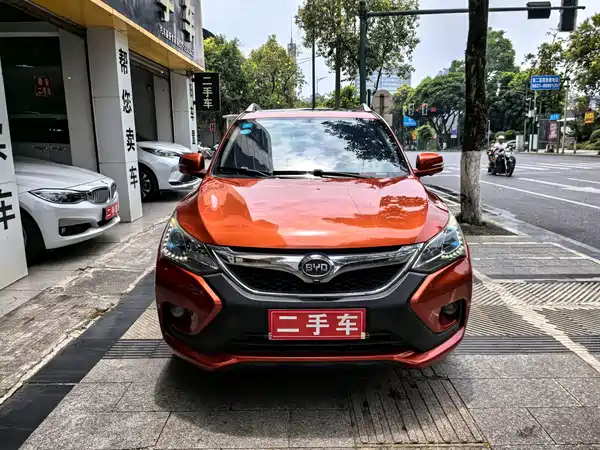 BYD Song 2016