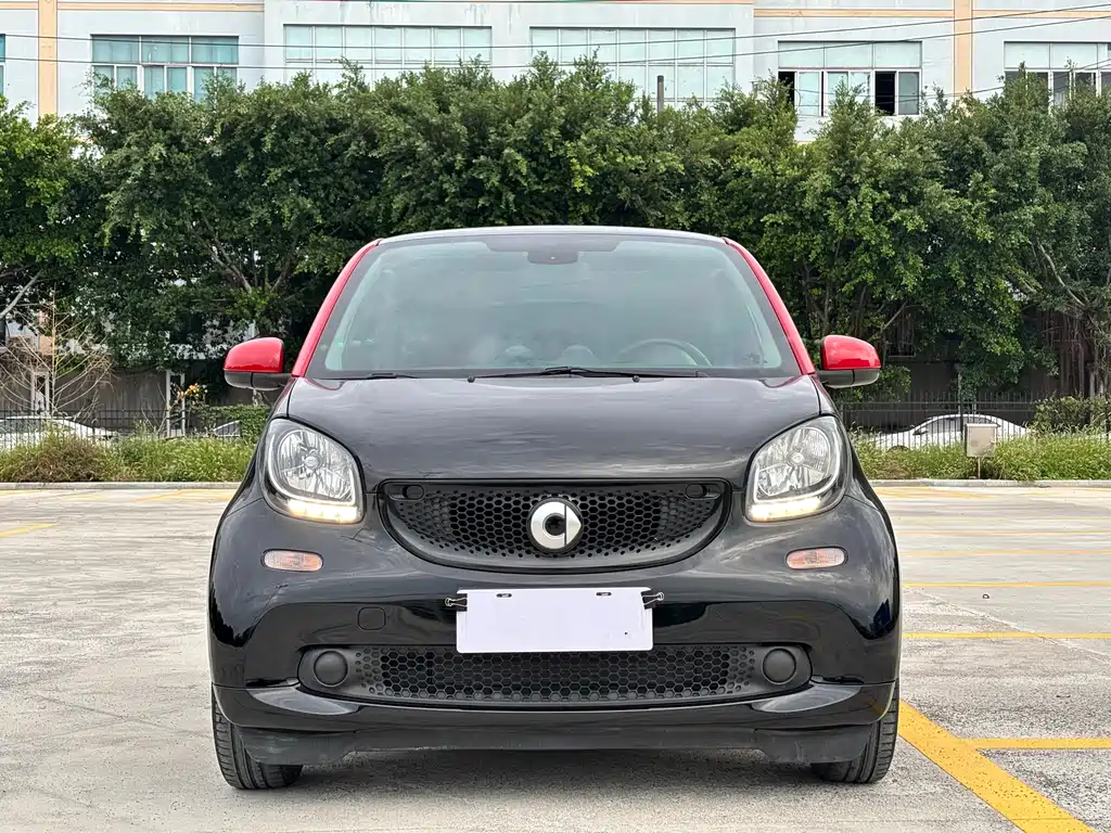 smart Fortwo 2019 — фото 2
