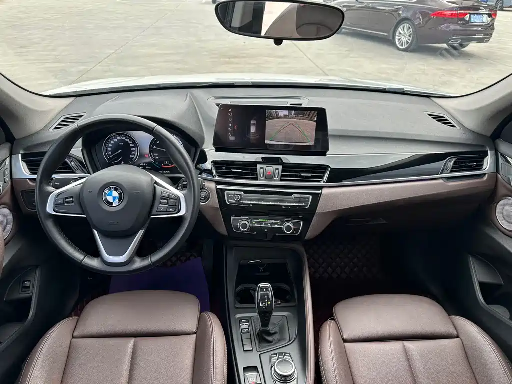 BMW X1 2021 — фото 11
