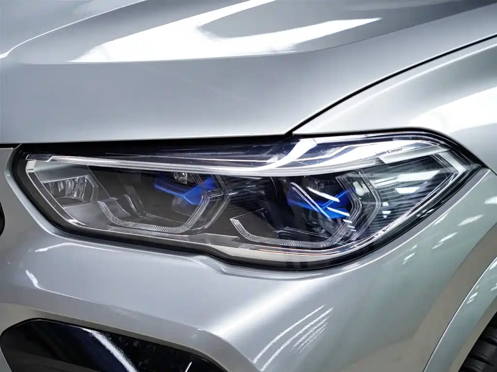 BMW X6 M 2022 — фото 22