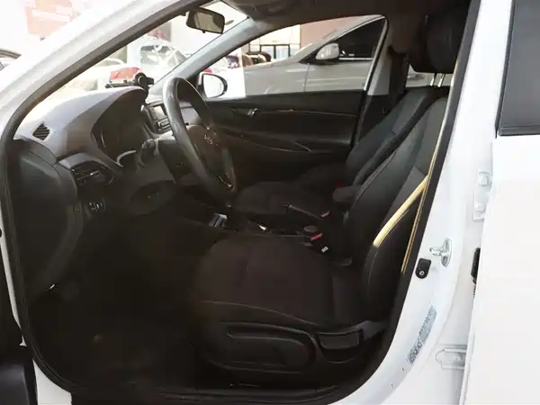 Hyundai Yuedong 2018