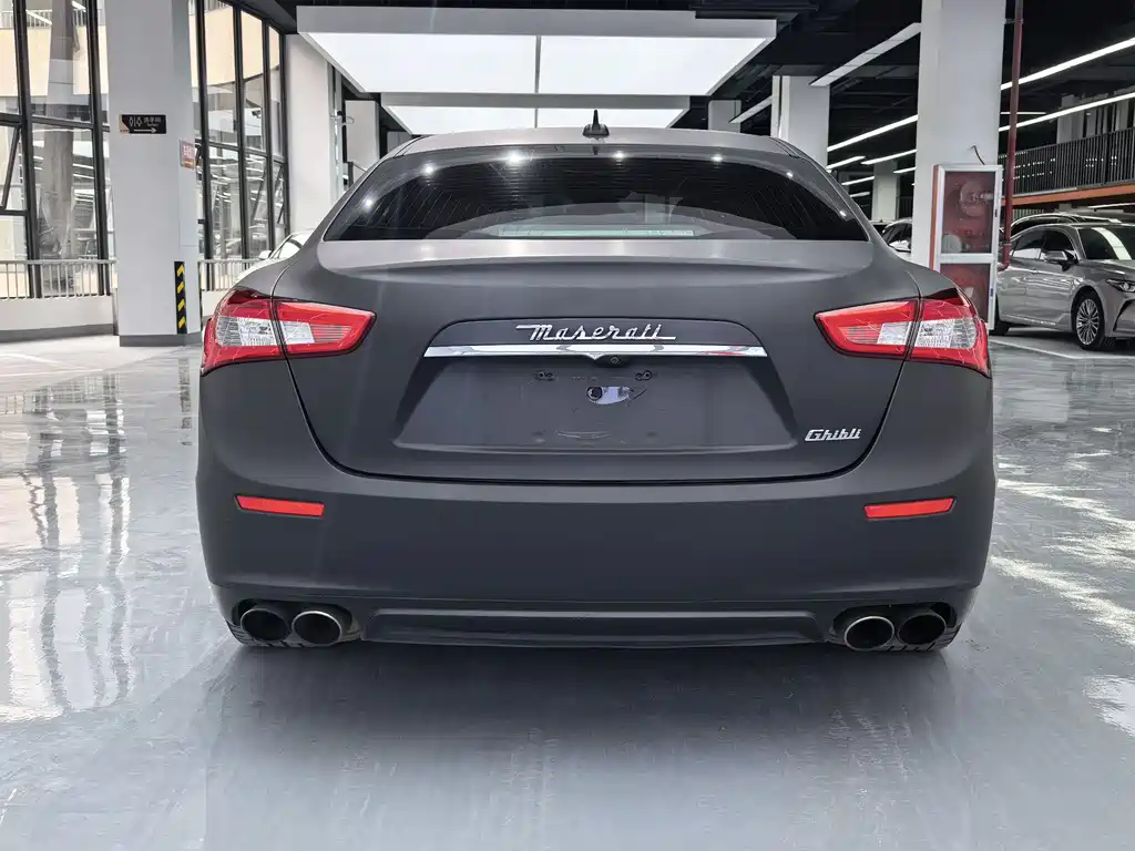 Maserati Ghibli 2017 — фото 8