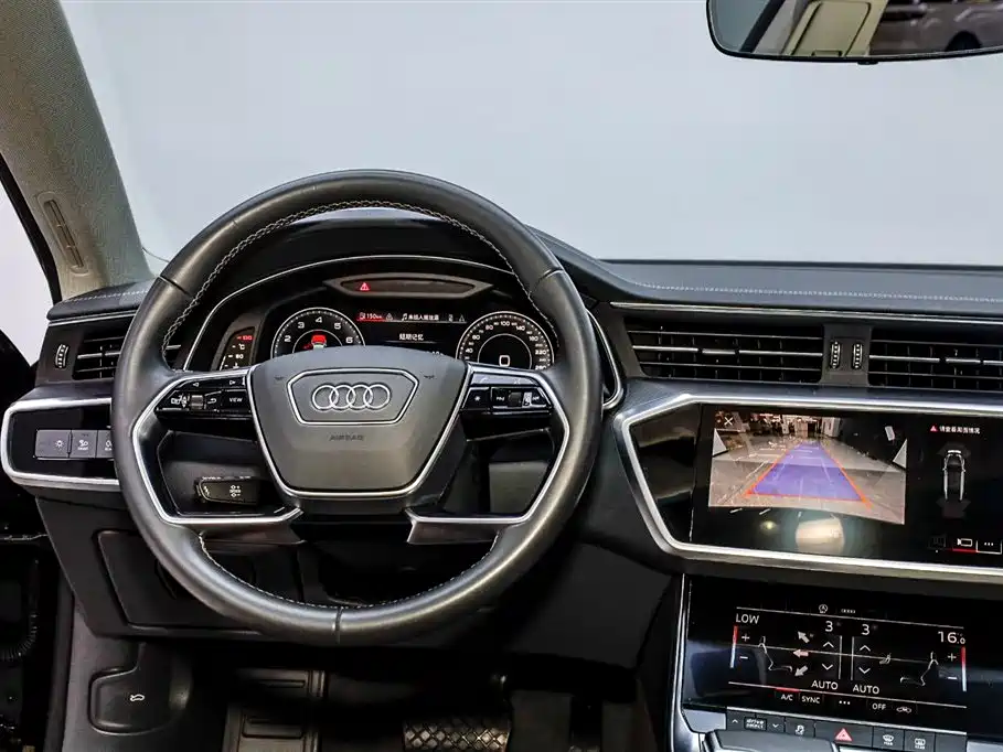 Audi A7L 2024 — фото 16