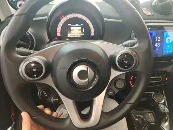 smart fortwo 2018