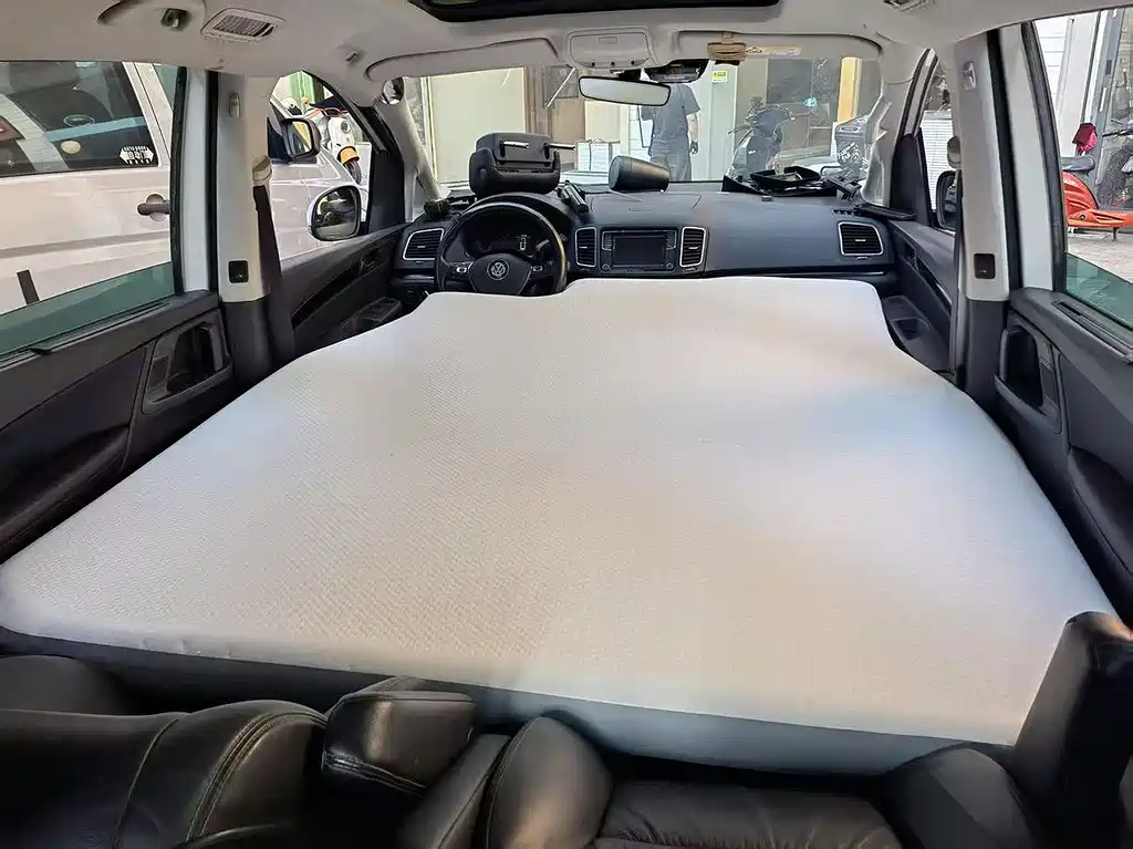Volkswagen Sharan 2019 — фото 25