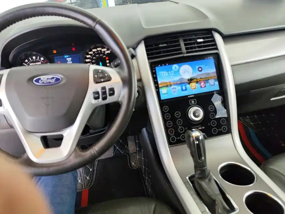 Ford Edge 2015 — фото 12