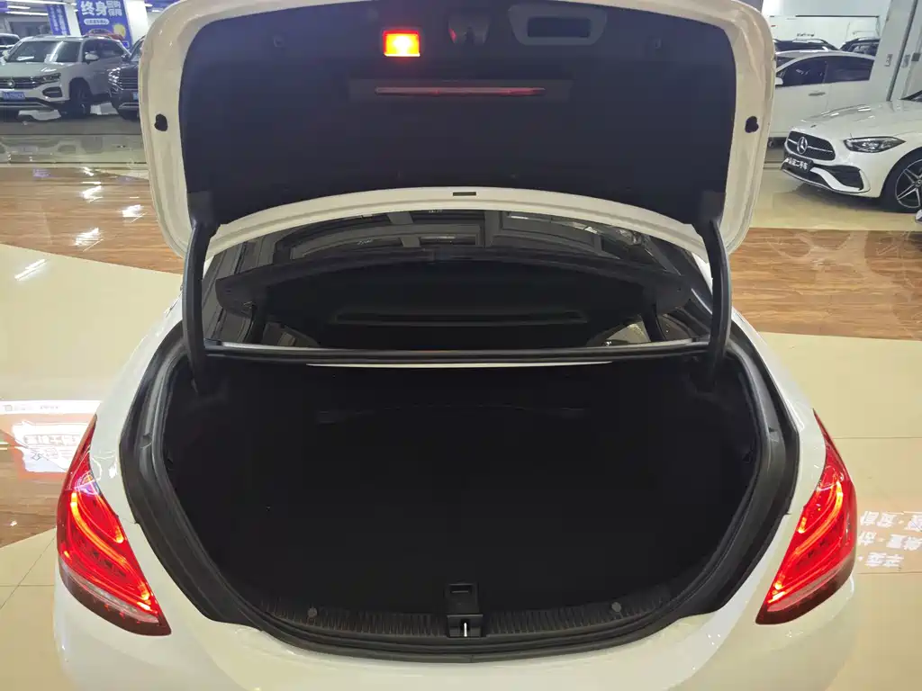 Mercedes-Benz C-Class 2015 — фото 11