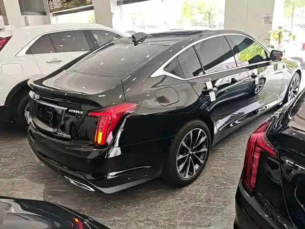 Cadillac CT5 2025