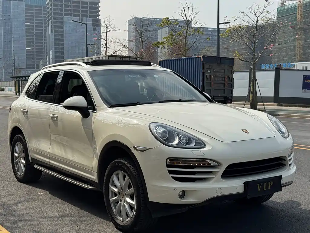 Porsche Cayenne 2012 — фото 14