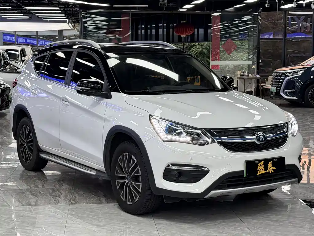BYD Song New Energy 2018 — фото 3