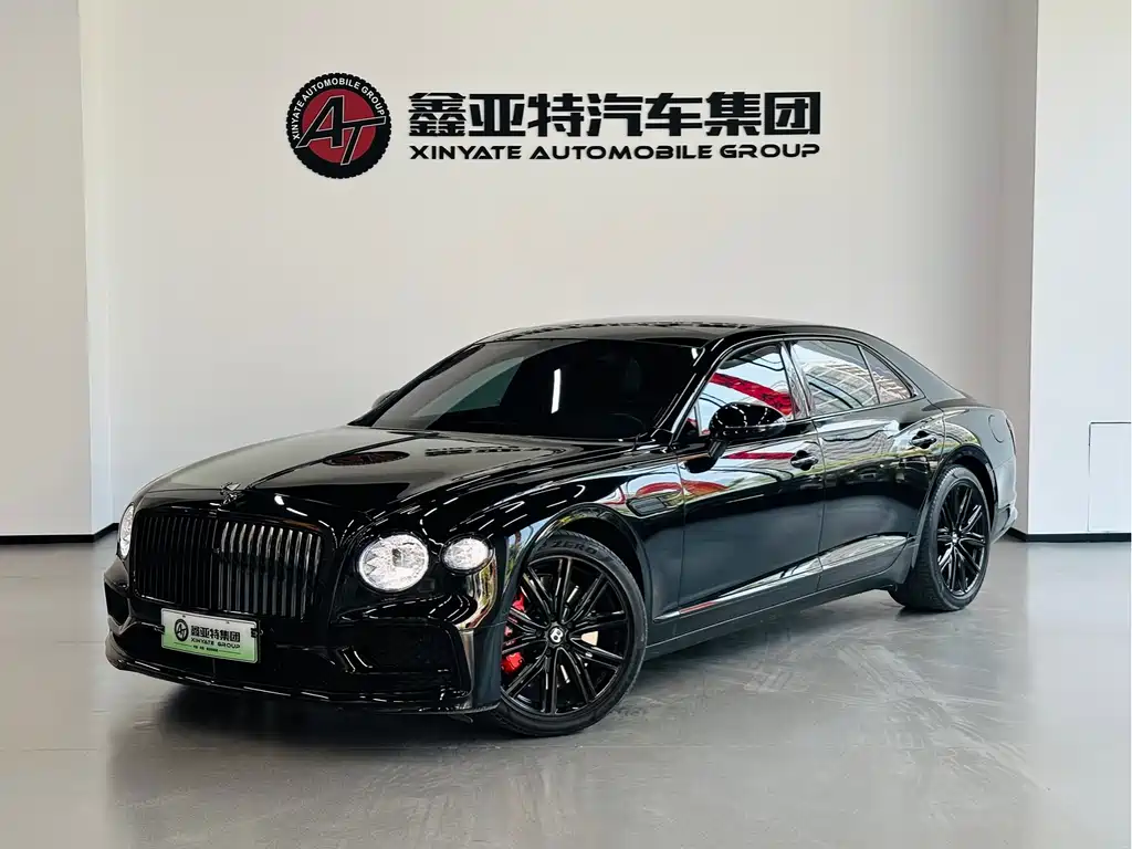 Bentley Flying Spur Plug-In Hybrid 2022 — фото 1