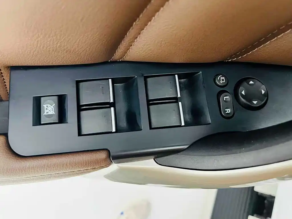 Haval H9 2018 — фото 10