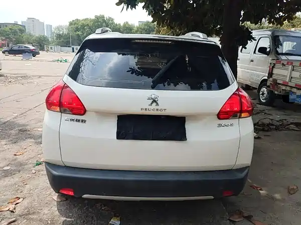 Peugeot 2008 2015
