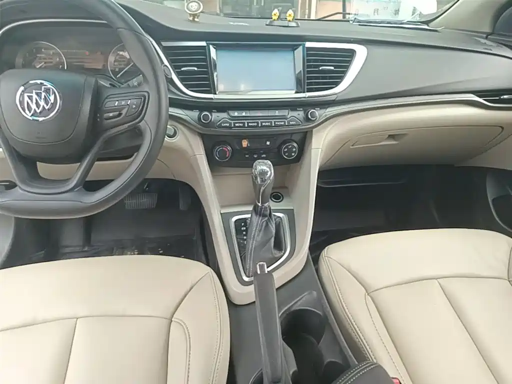 Buick Excelle 2015 — фото 14
