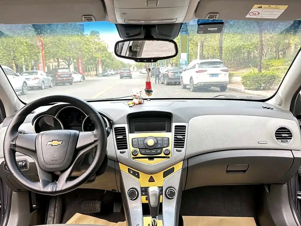 Chevrolet Cruze 2014 — фото 14