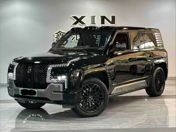 Yangwang U8 2026