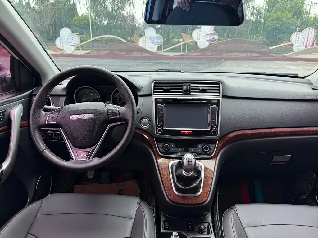 Haval H6 2017 — фото 15