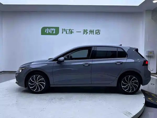 Volkswagen Golf 2022