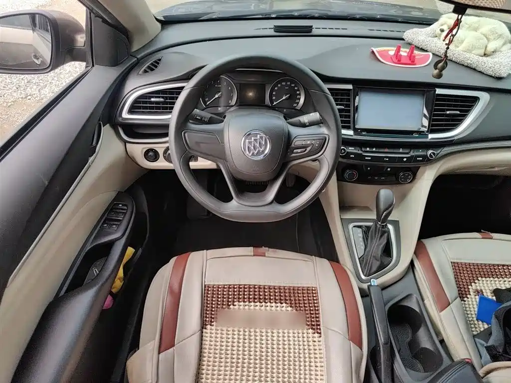 Buick Excelle 2015 — фото 3