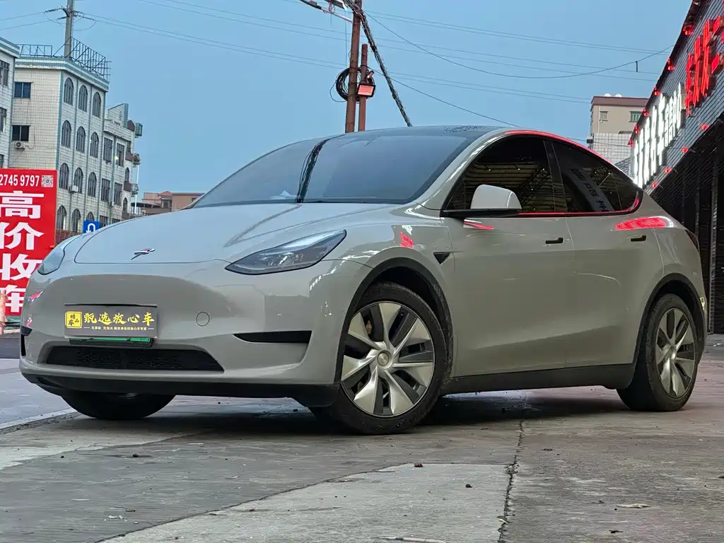 Tesla Model Y 2022 — фото 1
