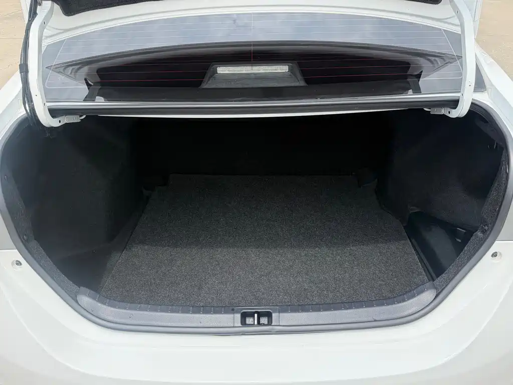 Toyota Corolla 2019 — фото 15