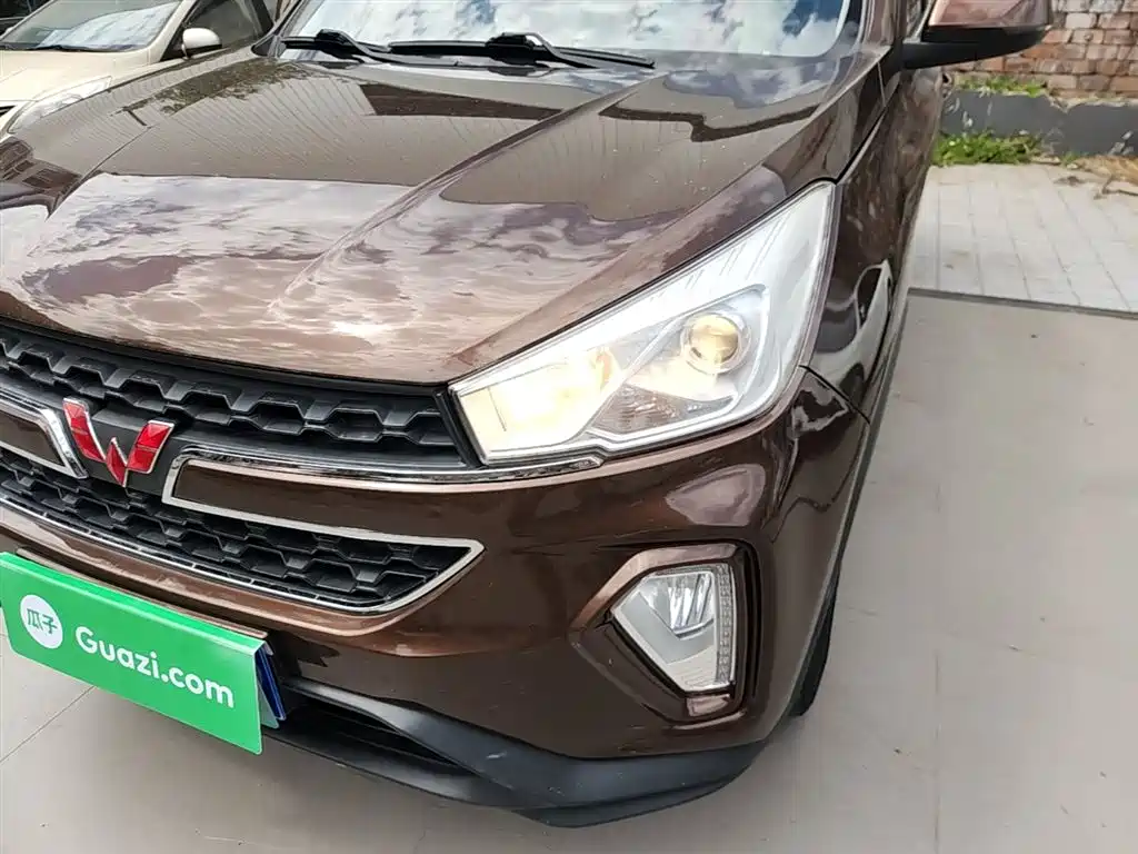 Wuling Hongguang S3 2018 — фото 24