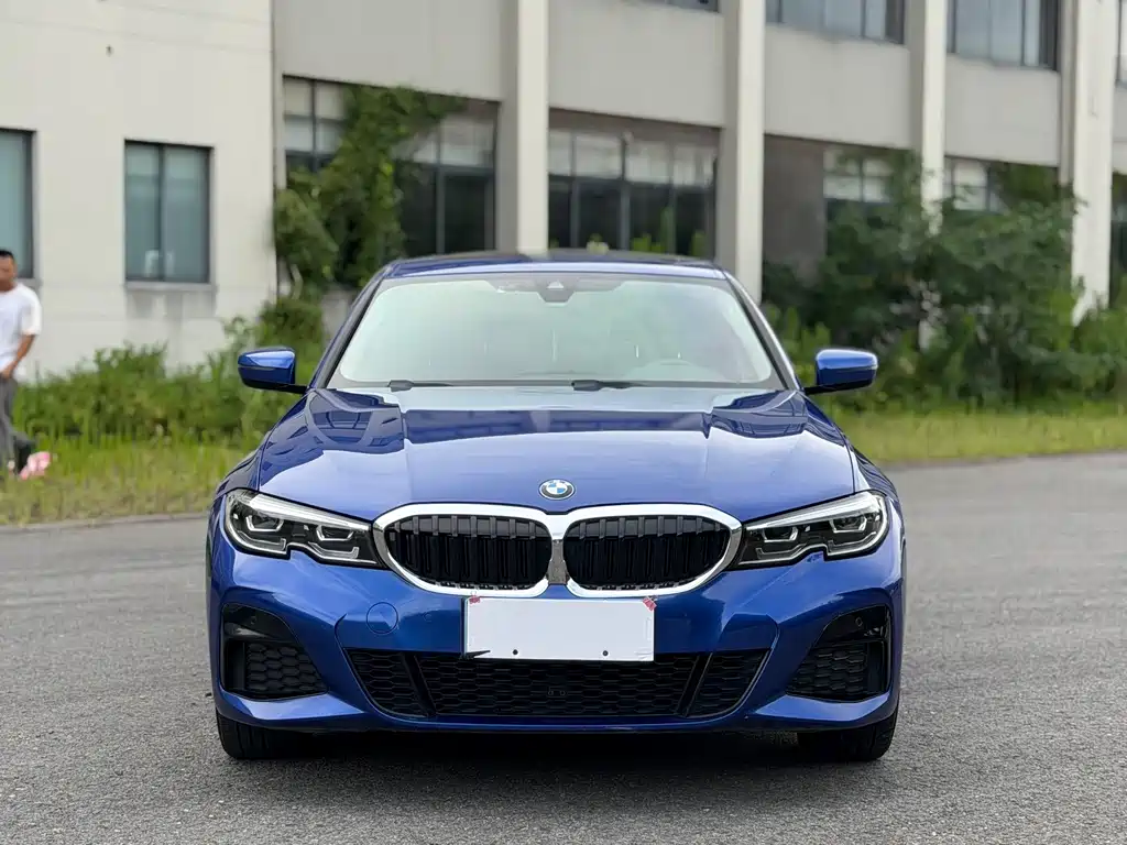 BMW 3 Series 2021