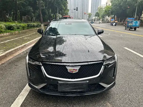 Cadillac CT4 2023