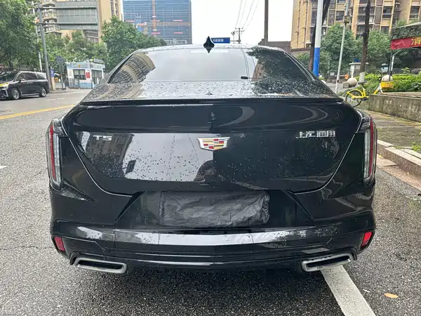 Cadillac CT4 2023