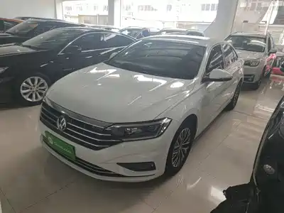 Volkswagen Sagitar 2019