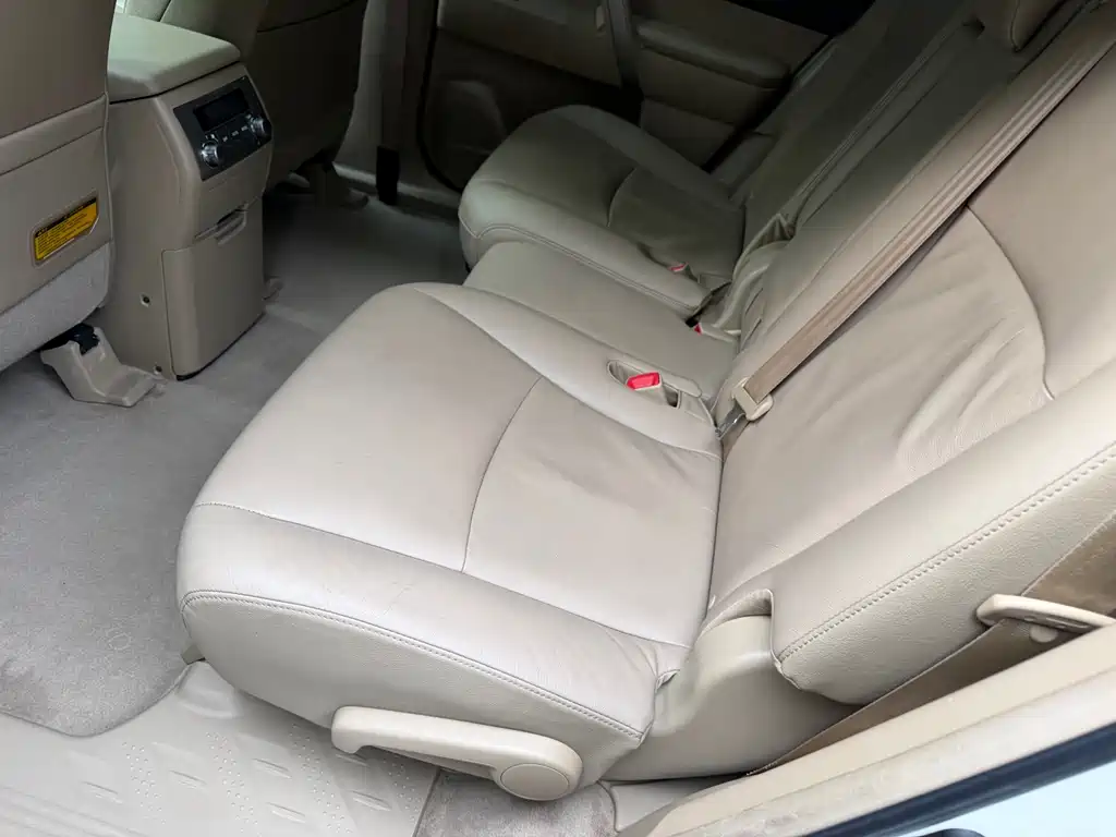 Toyota Highlander 2014 — фото 23