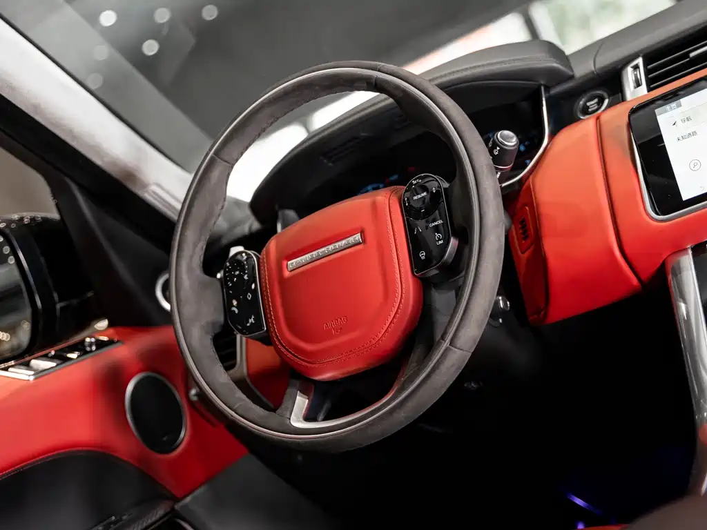 Land Rover Sport 2020 — фото 17