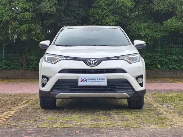 Toyota RAV4 2017