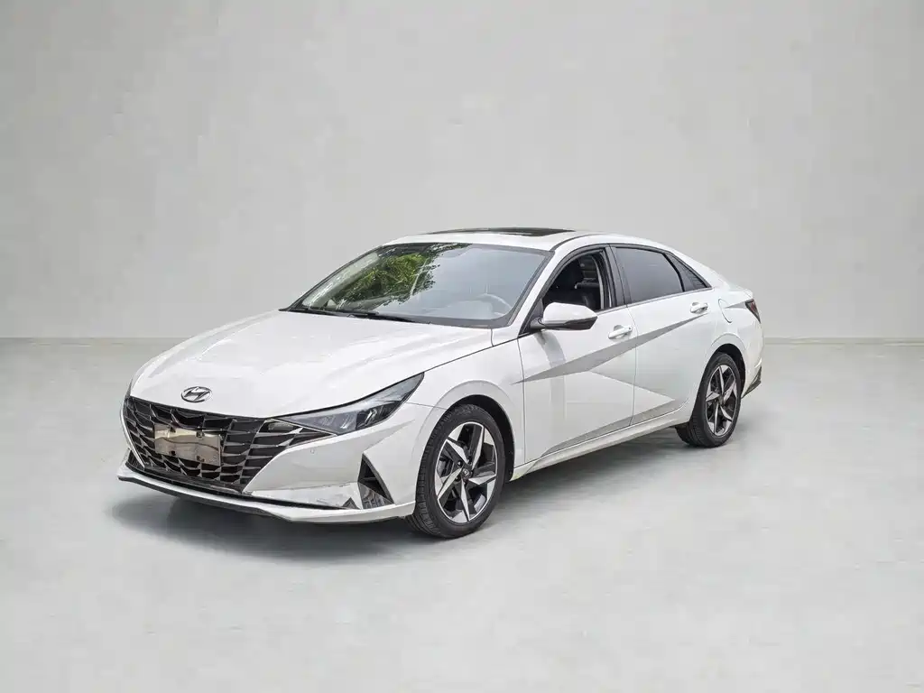 Hyundai Elantra 2023