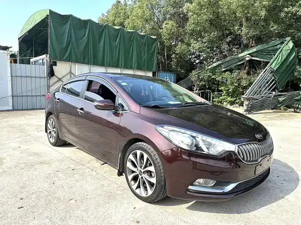 Kia K3 2015