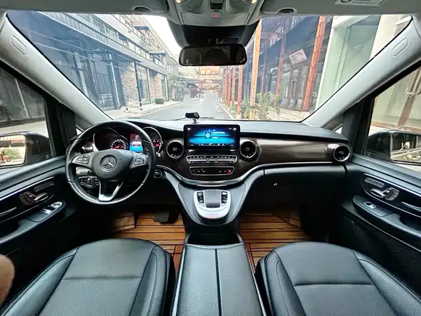 Mercedes-Benz V-Class 2021