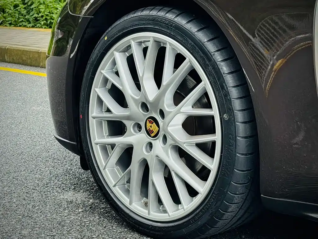 Porsche Panamera 2017 — фото 3