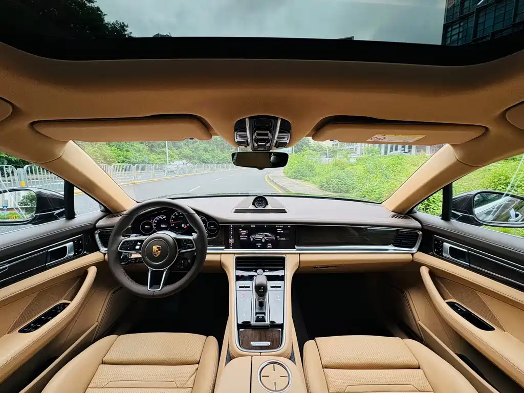 Porsche Panamera 2017 — фото 11
