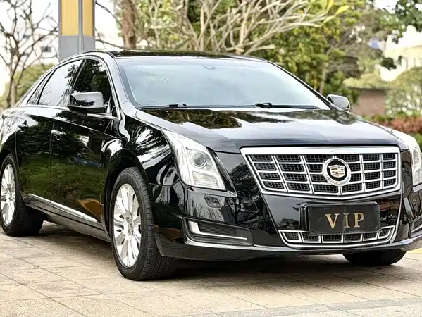 Cadillac XTS 2013