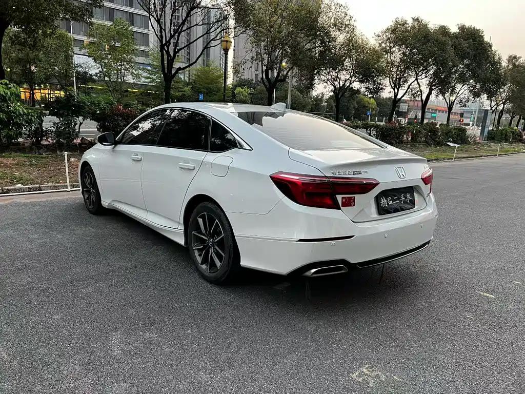 Honda Inspire 2023 — фото 4