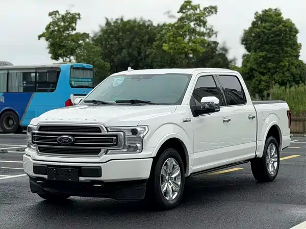 Ford F-150 Raptor 2020
