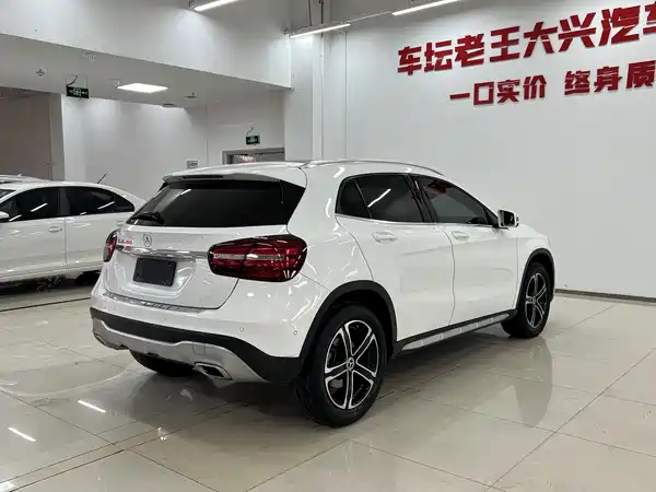Mercedes-Benz GLA 2018
