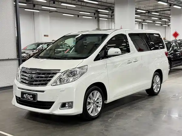 Toyota Alphard 2012