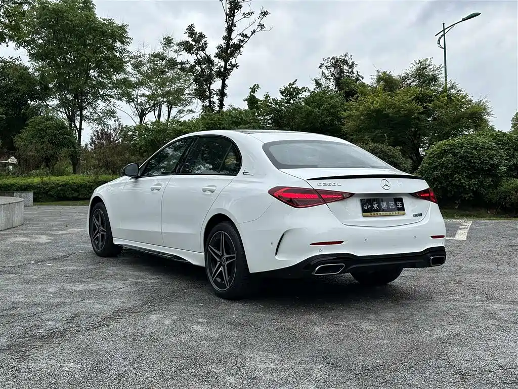 Mercedes-Benz C-Class 2025 — фото 13