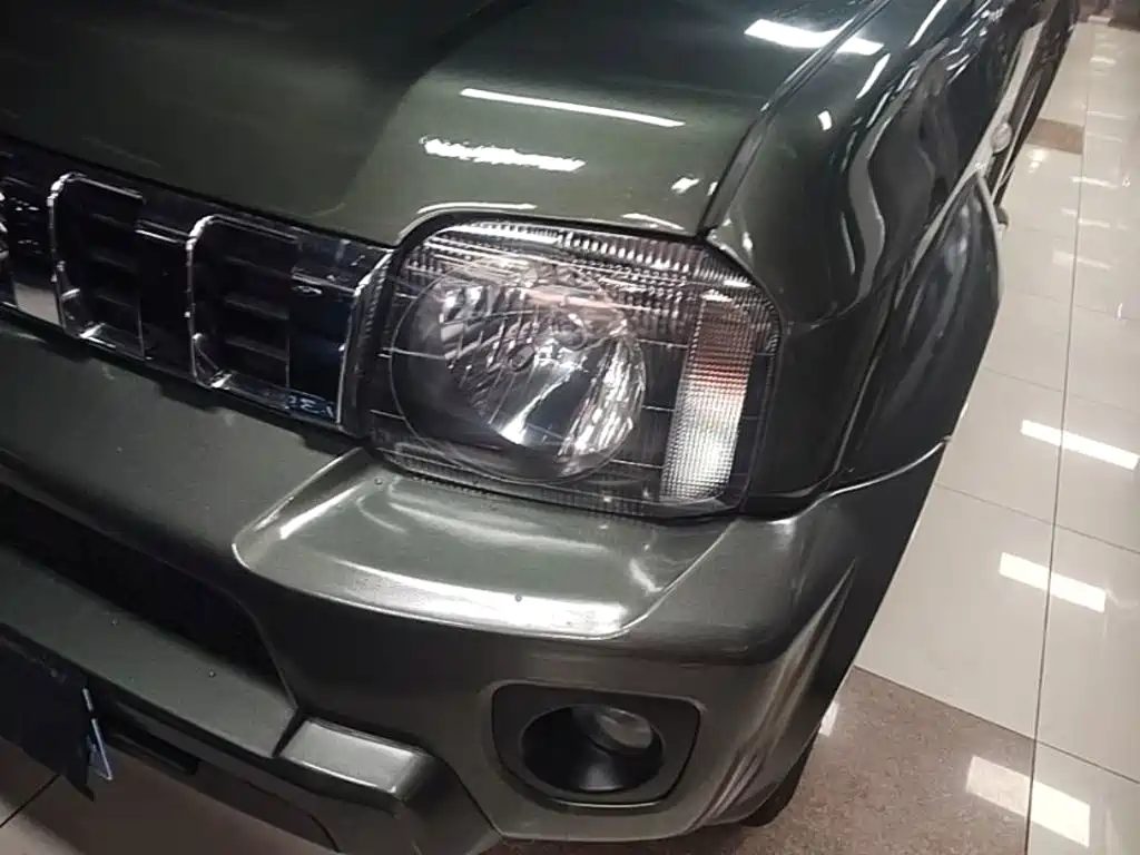 Suzuki Jimny 2018 — фото 18