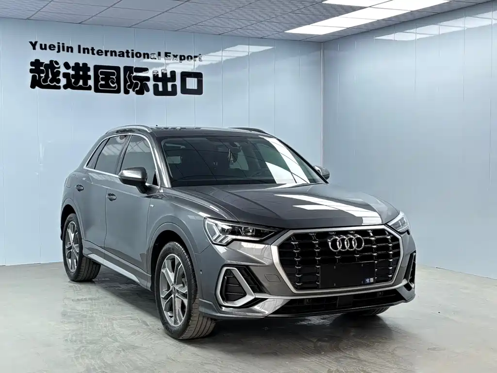 Audi Q3 2022 — фото 3