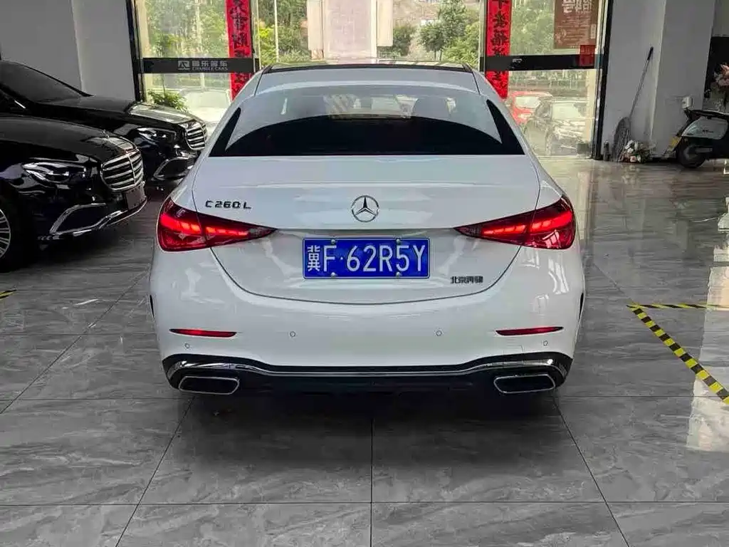 Mercedes-Benz C-Class 2022 — фото 9